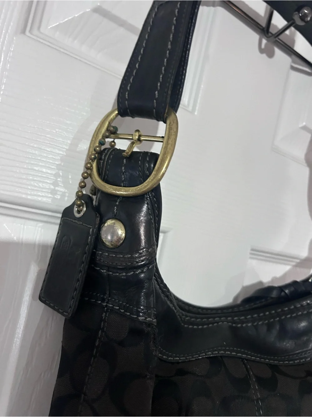 Coach sleek hobo